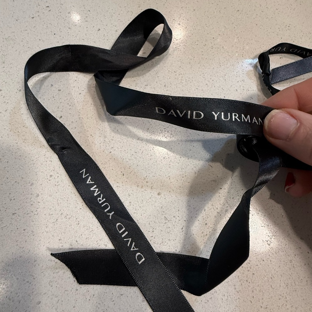 David Yurman Elegant Silk Gift Ribbon 🎀 - Picture 8 of 8